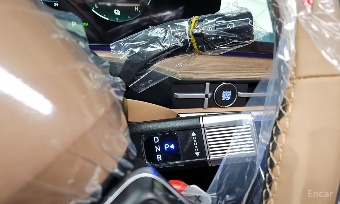 Фото 9 - Hyundai Santa Fe