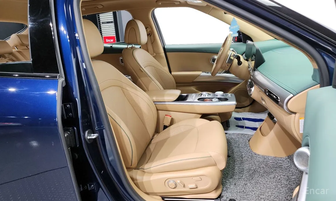 Фото 11 - Genesis GV60