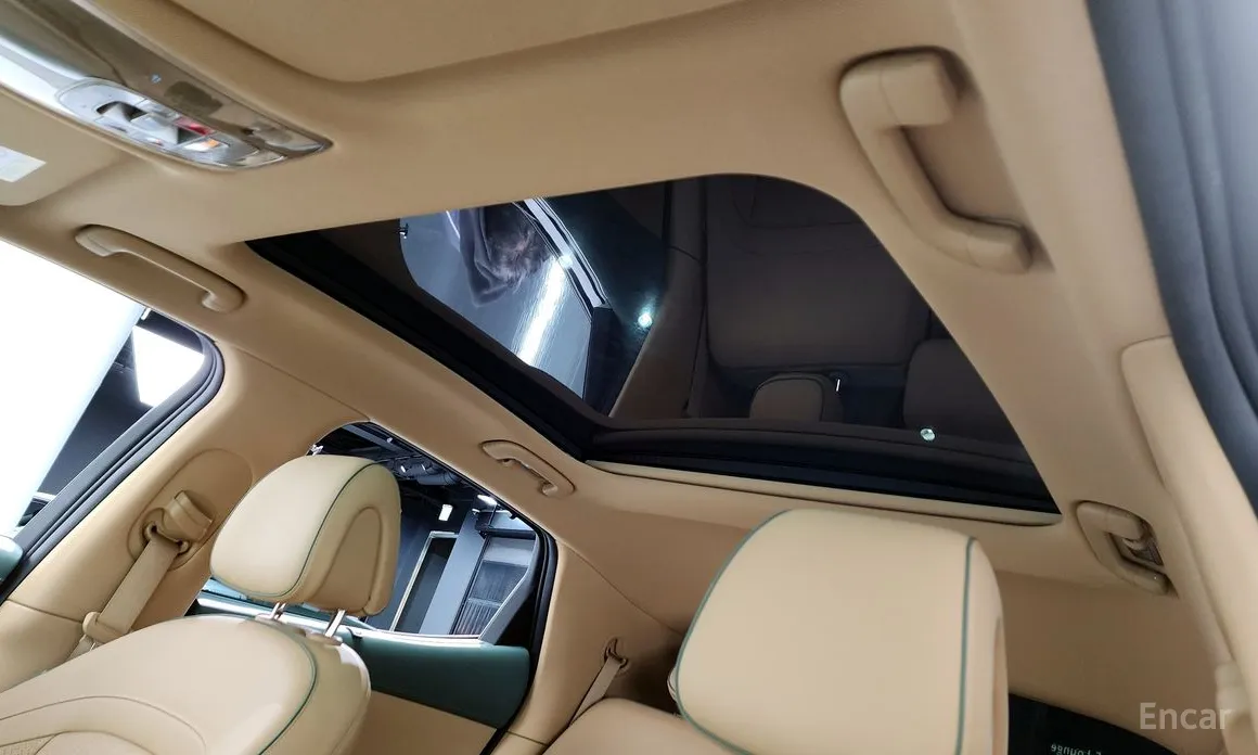 Фото 19 - Genesis GV60