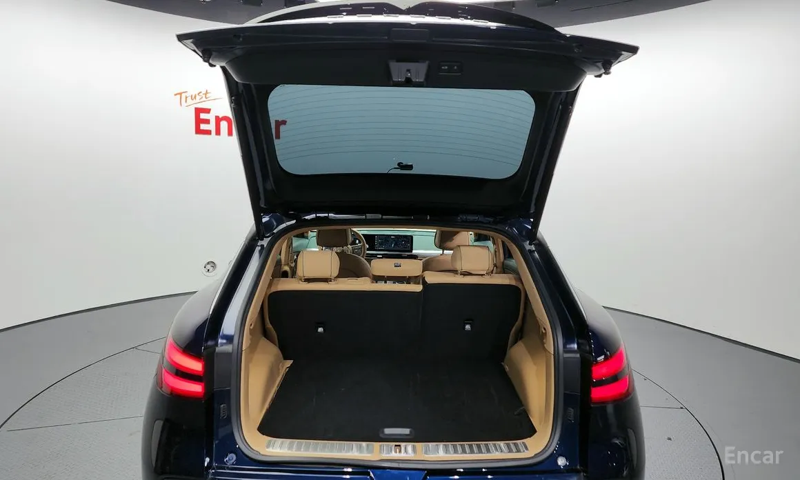 Фото 20 - Genesis GV60