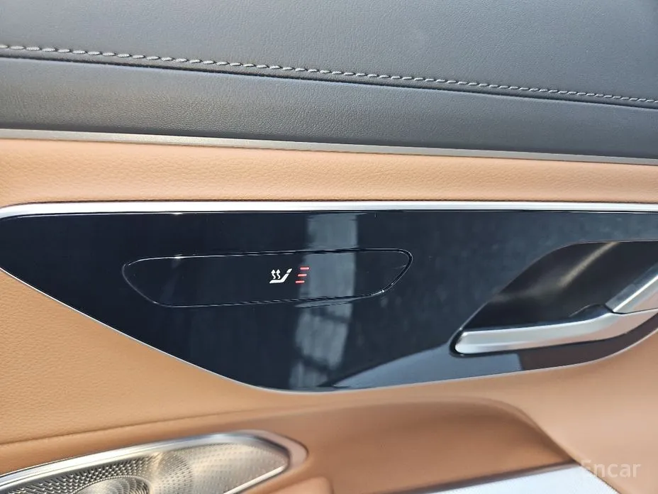 Фото 20 - Mercedes-Benz E-Class