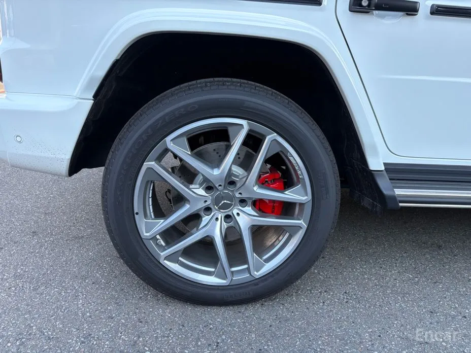 Фото 6 - Mercedes-Benz G-Class