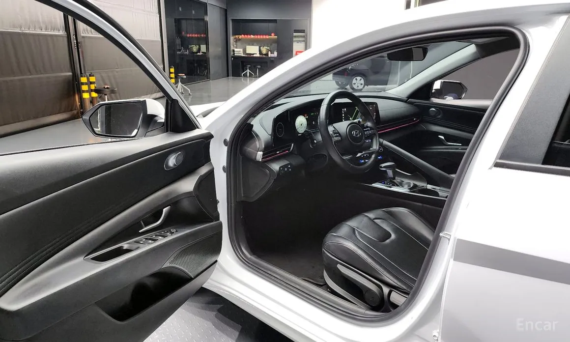 Фото 10 - Hyundai Avante