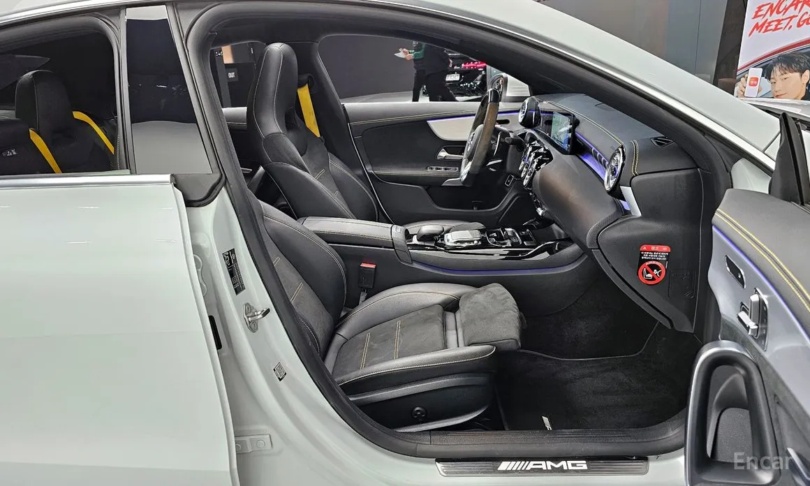 Фото 10 - Mercedes-Benz CLA-Class