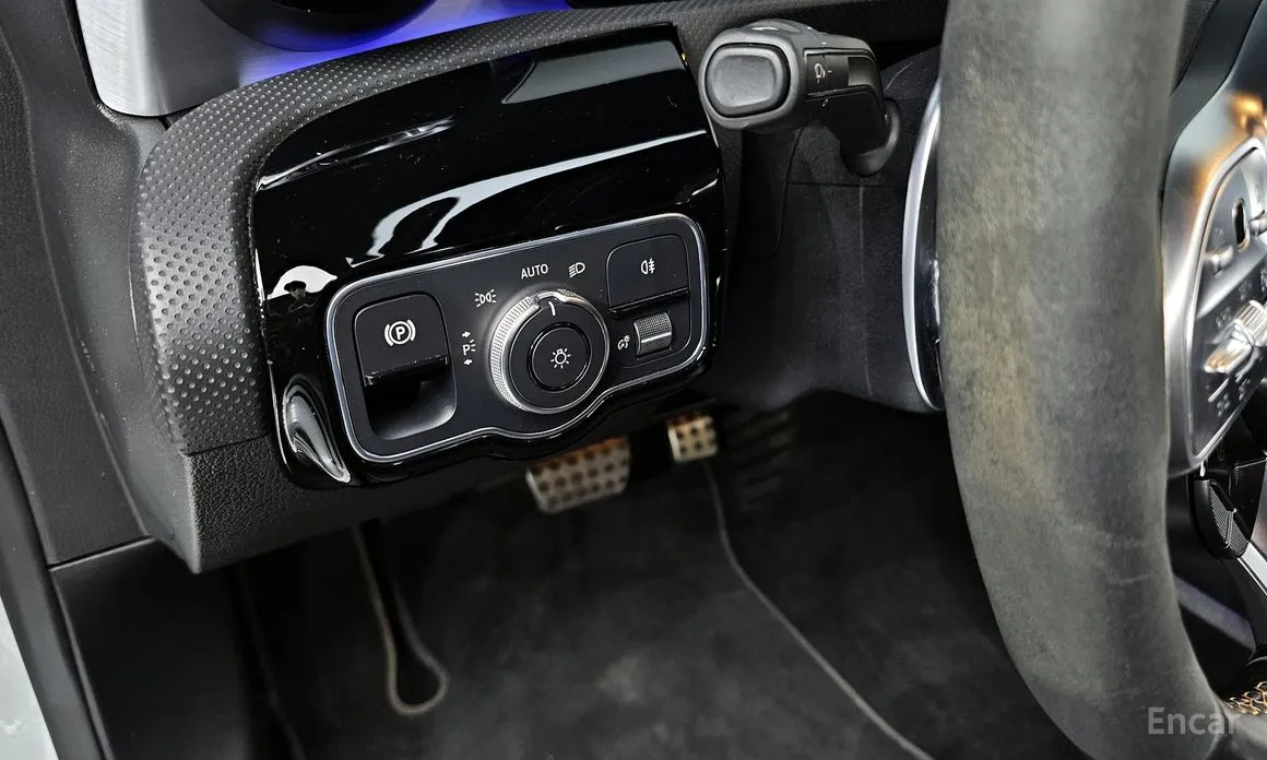 Фото 16 - Mercedes-Benz CLA-Class