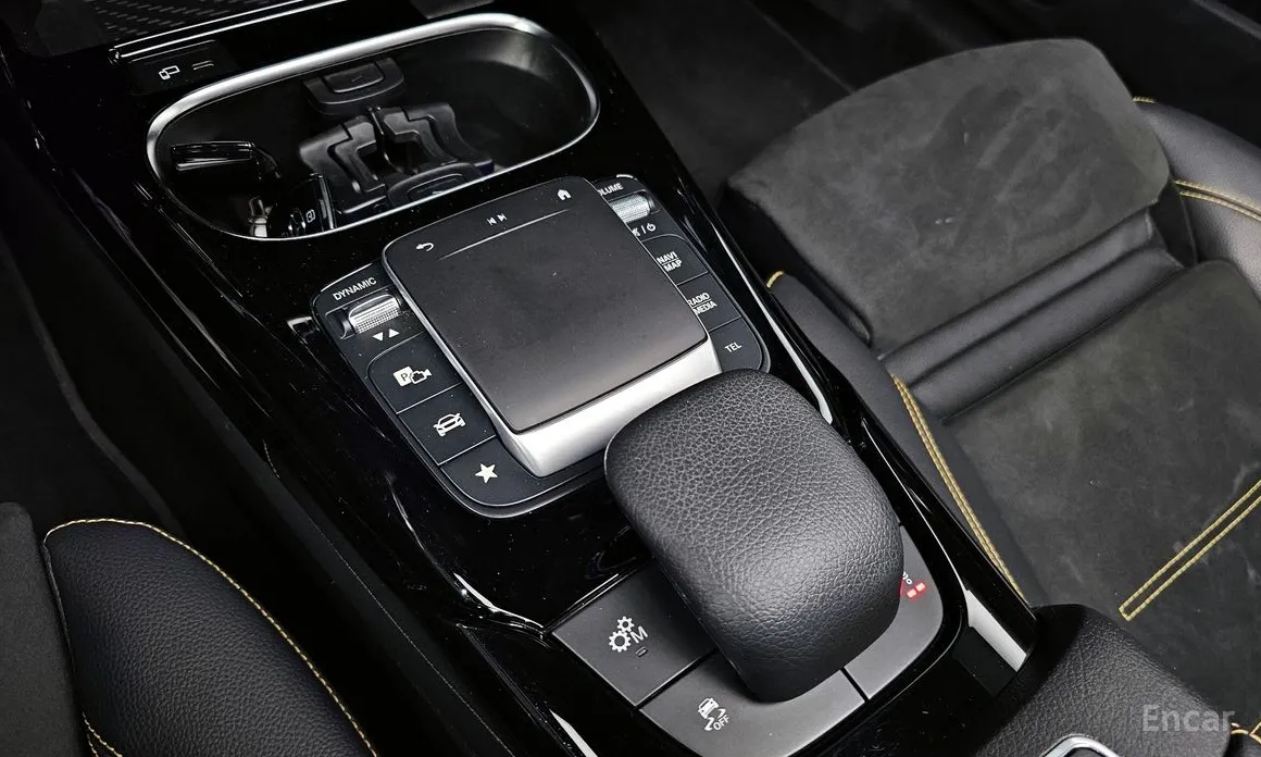 Фото 17 - Mercedes-Benz CLA-Class