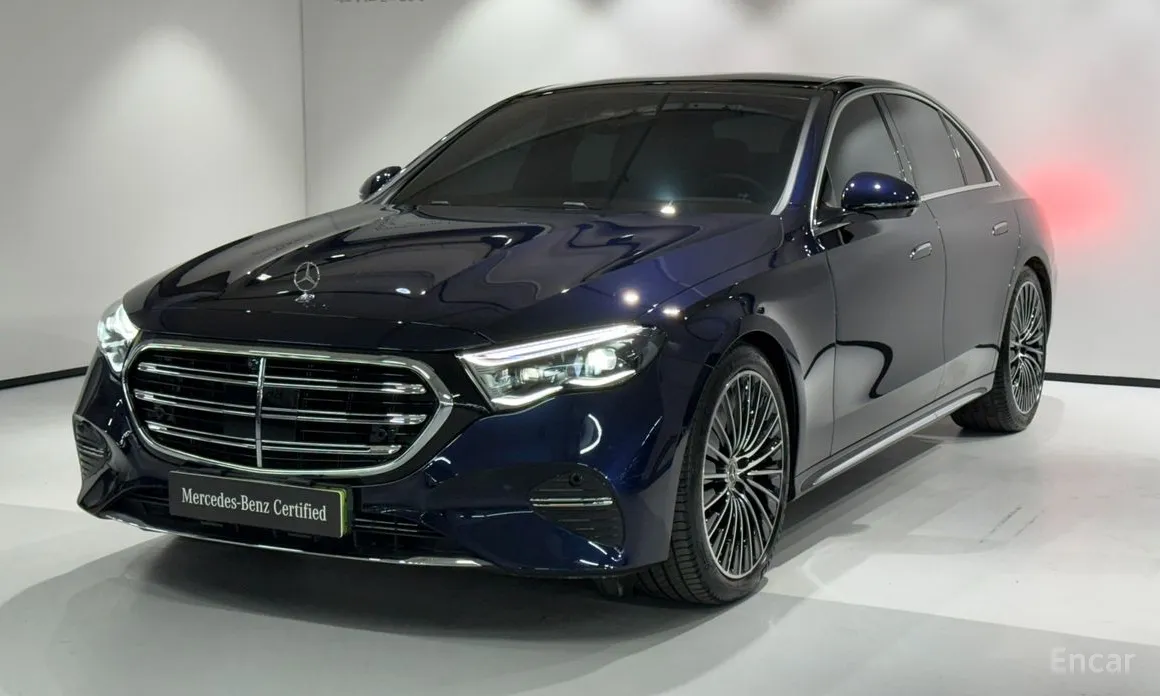 Фото 1 - Mercedes-Benz E-Class