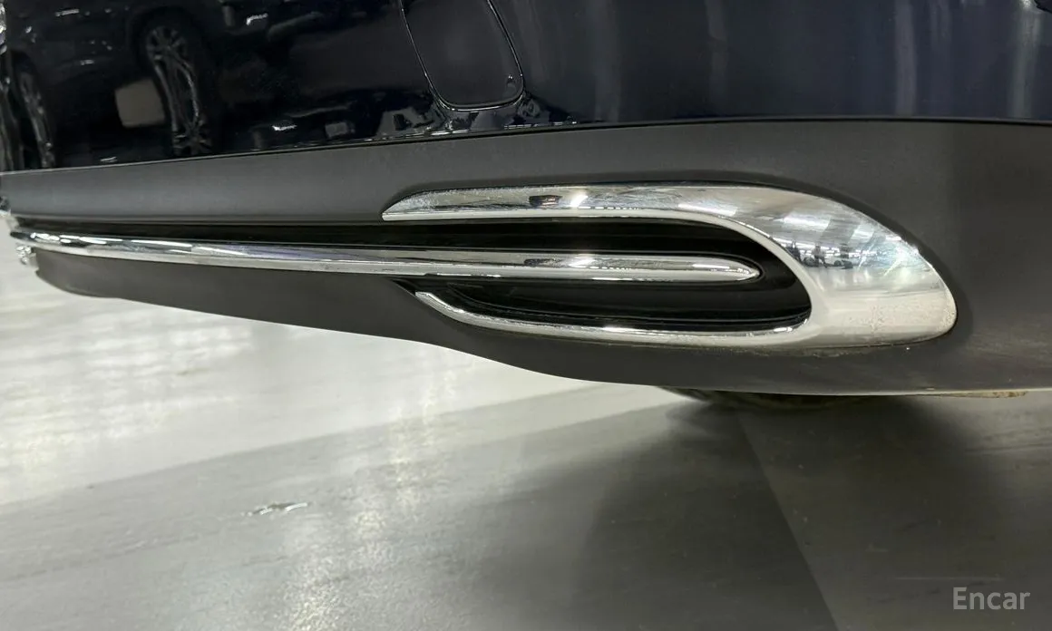 Фото 11 - Mercedes-Benz E-Class