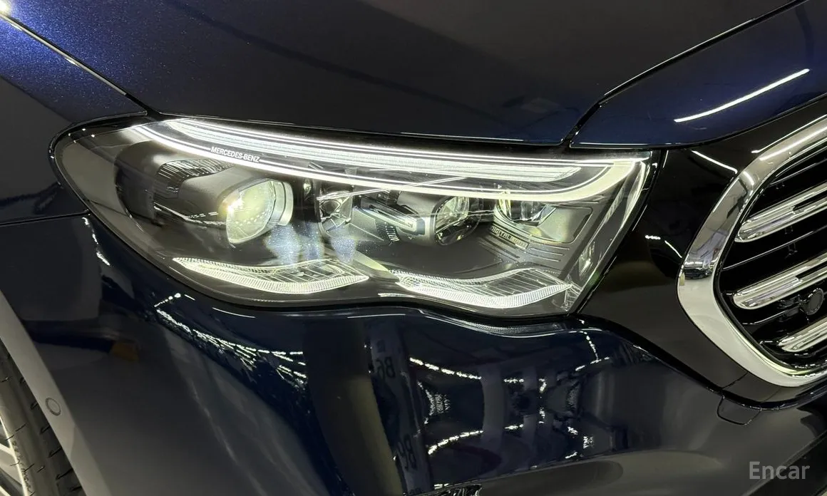 Фото 12 - Mercedes-Benz E-Class