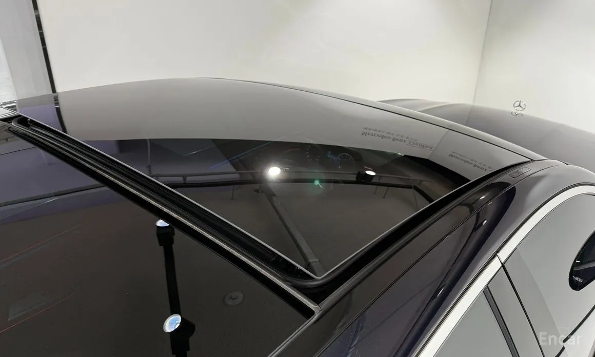 Фото 14 - Mercedes-Benz E-Class