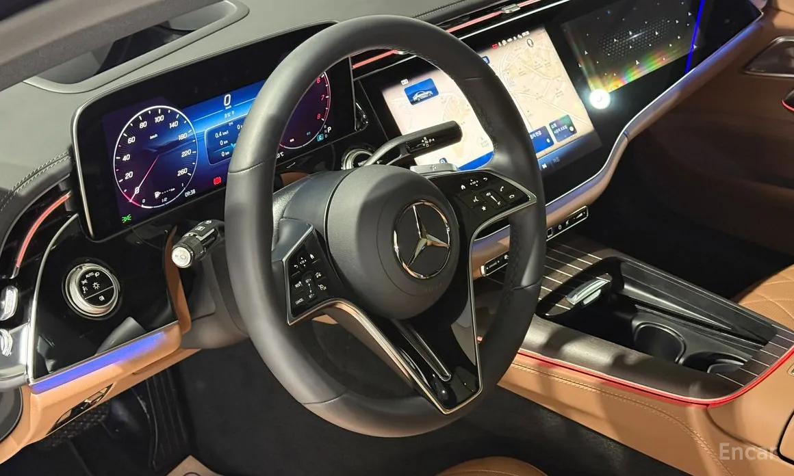 Фото 15 - Mercedes-Benz E-Class