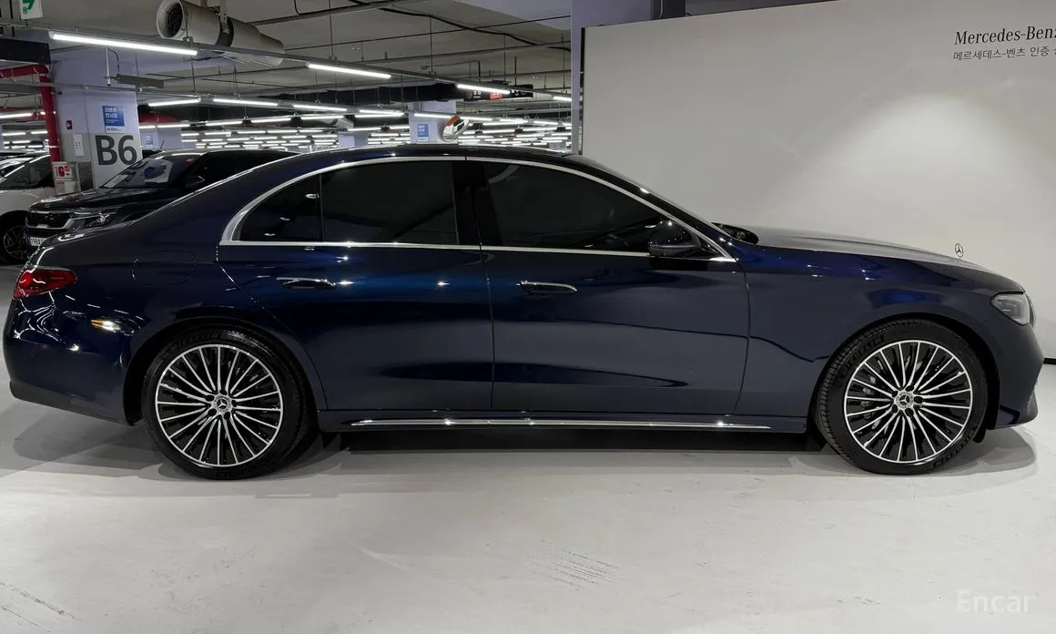 Фото 9 - Mercedes-Benz E-Class