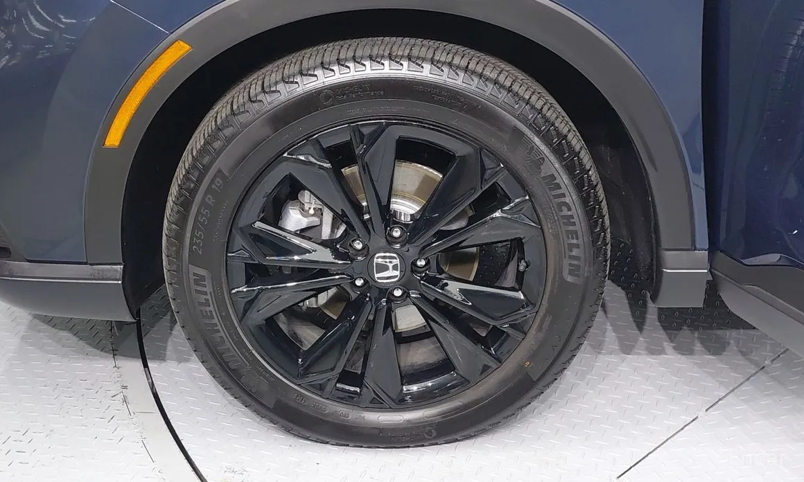 Фото 5 - Honda CR-V