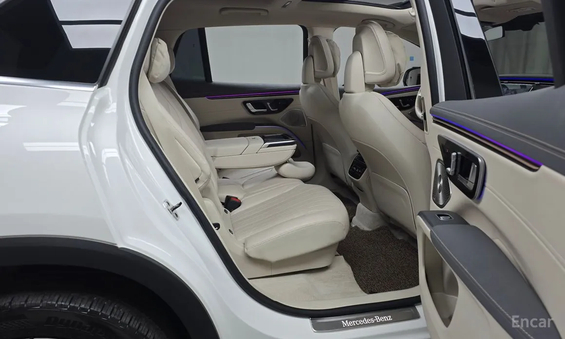 Фото 12 - Mercedes-Benz EQS