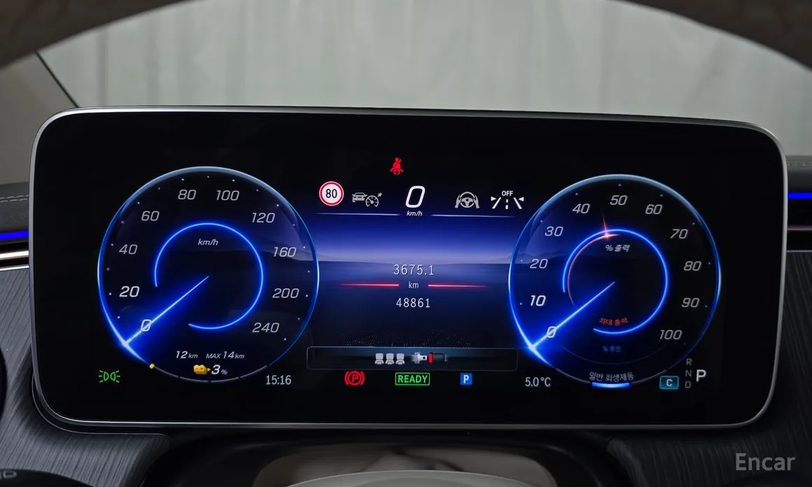 Фото 8 - Mercedes-Benz EQS