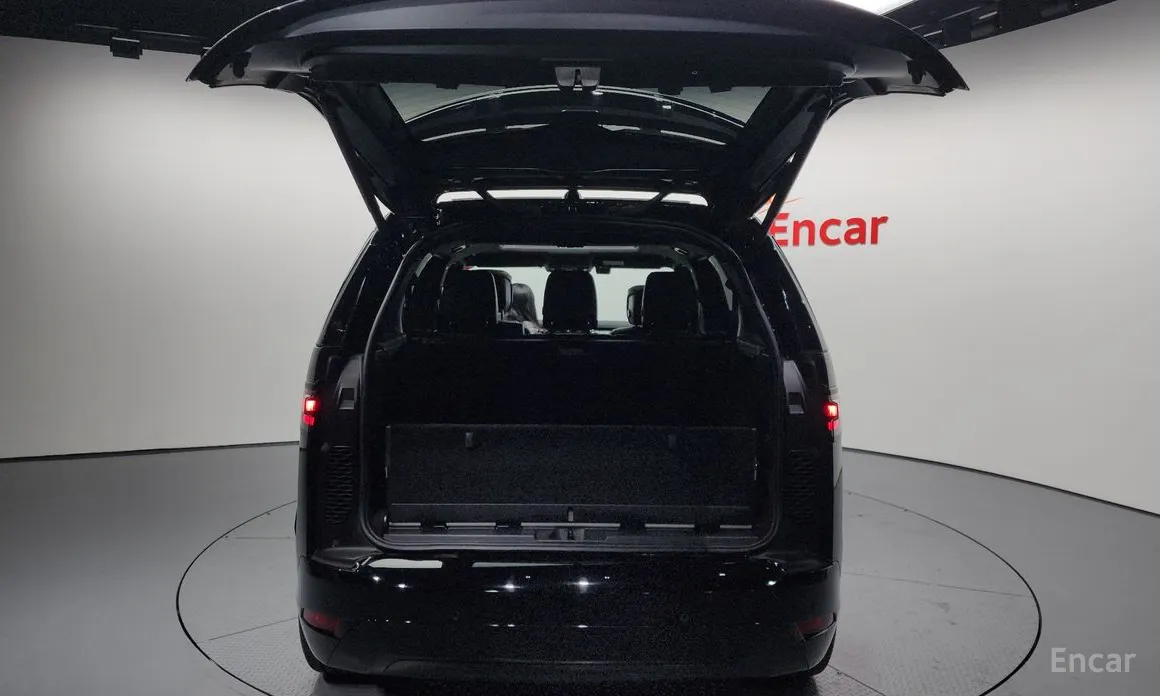 Фото 20 - Land Rover Discovery