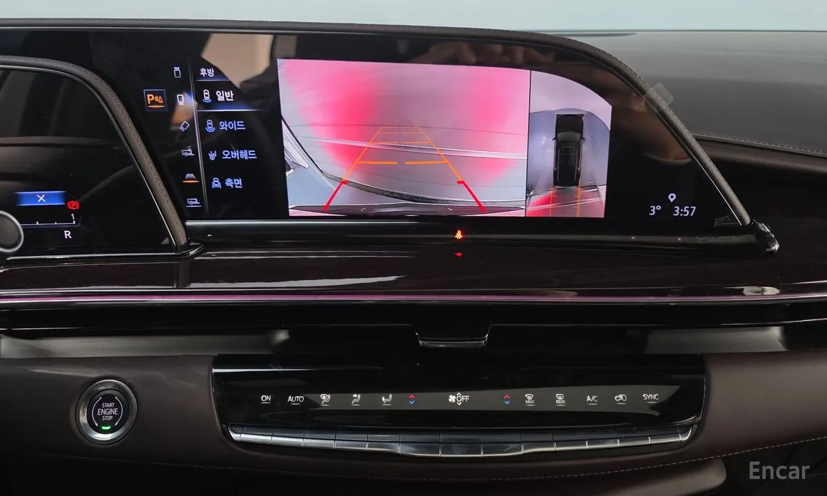 Фото 14 - Cadillac Escalade