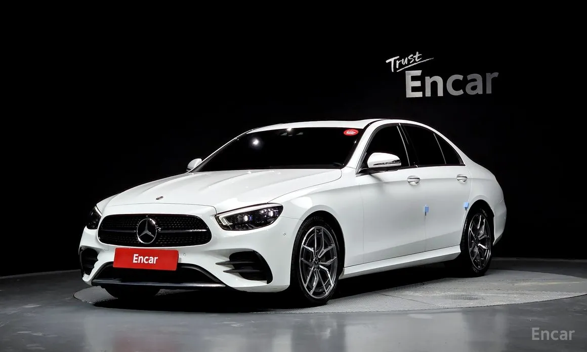 Фото 1 - Mercedes-Benz E-Class