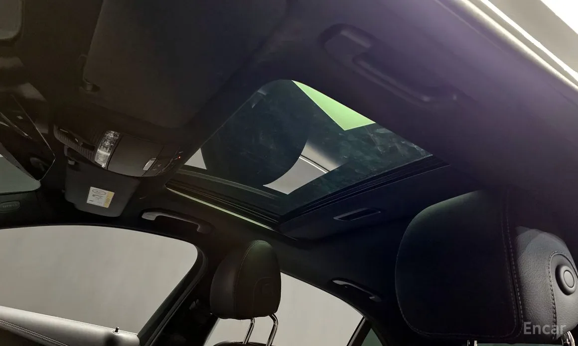 Фото 18 - Mercedes-Benz E-Class