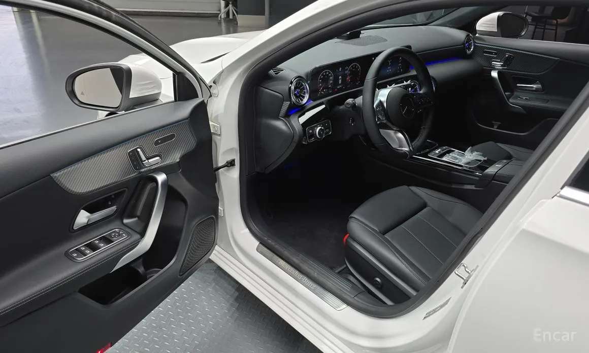 Фото 11 - Mercedes-Benz A-Class