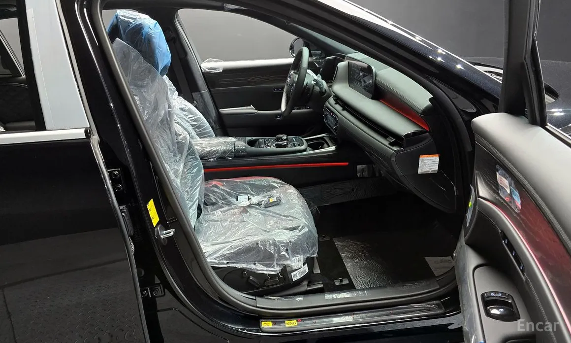 Фото 10 - Genesis G90