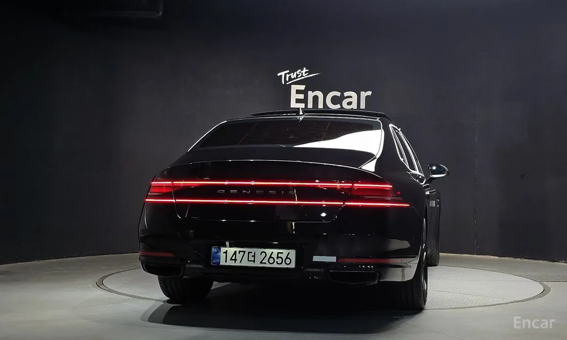 Фото 4 - Genesis G90