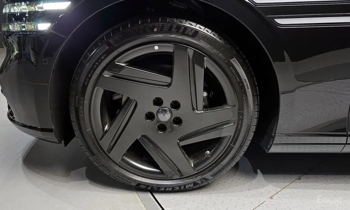 Фото 5 - Genesis G90