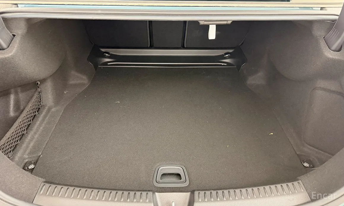 Фото 12 - Mercedes-Benz E-Class