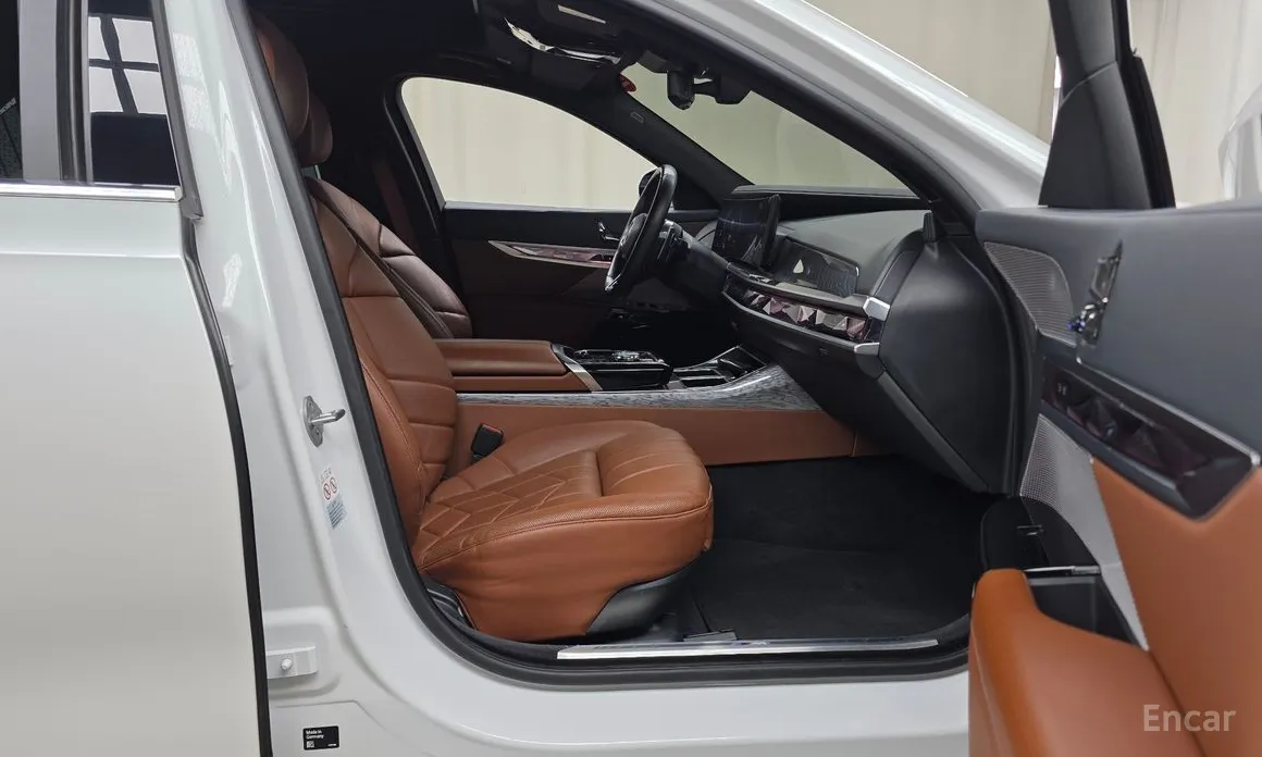 Фото 11 - BMW 7 Series