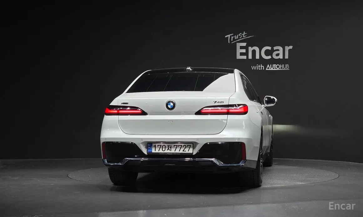 Фото 4 - BMW 7 Series