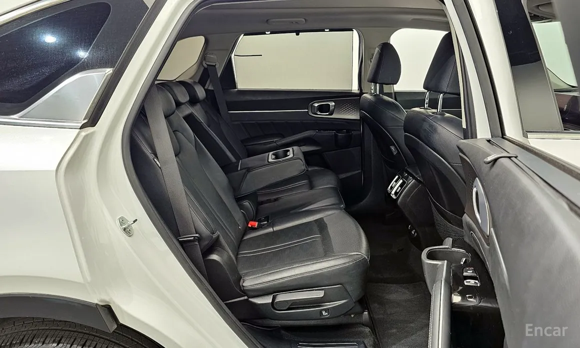 Фото 11 - Kia Sorento