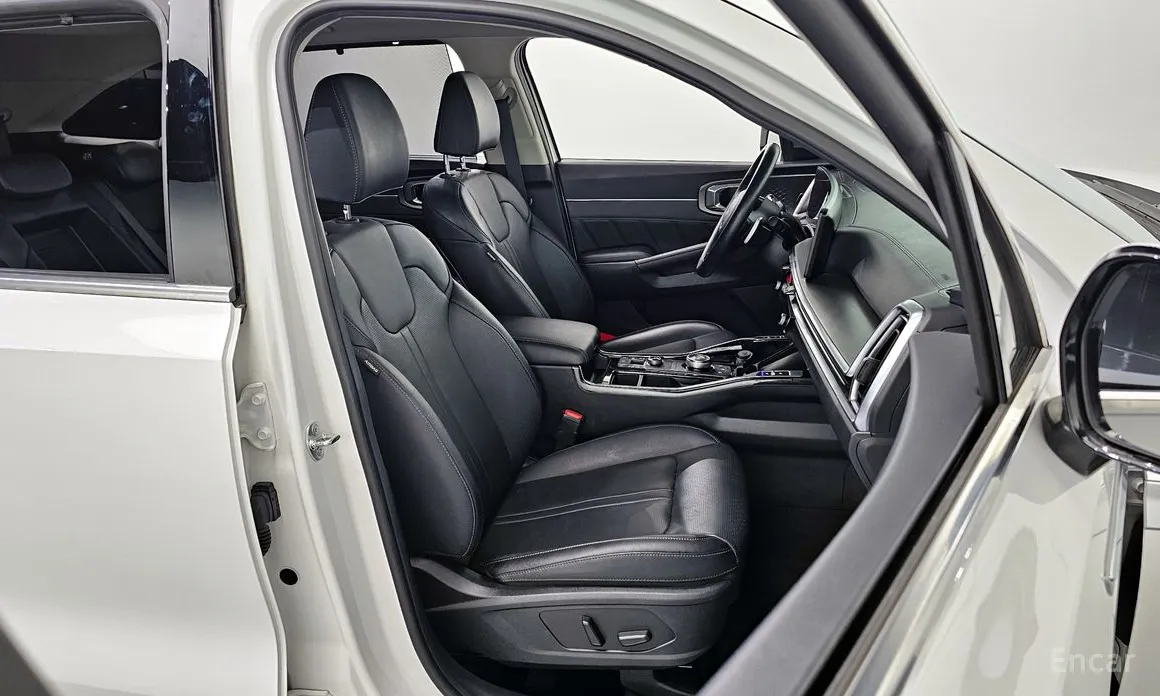 Фото 12 - Kia Sorento