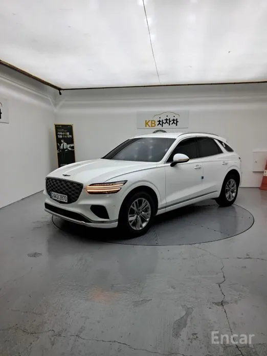 Фото 1 - Genesis GV70