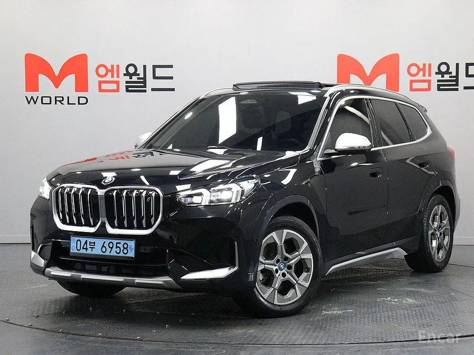 Фото 1 - BMW iX1