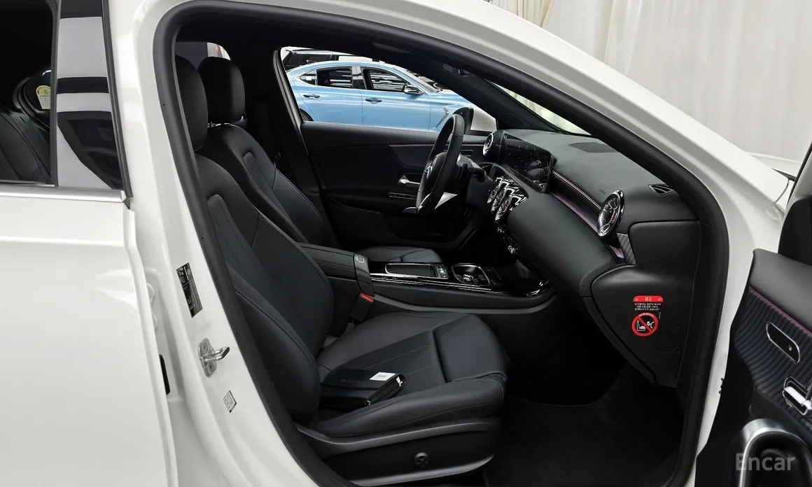 Фото 11 - Mercedes-Benz A-Class