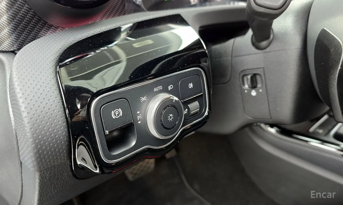 Фото 17 - Mercedes-Benz A-Class