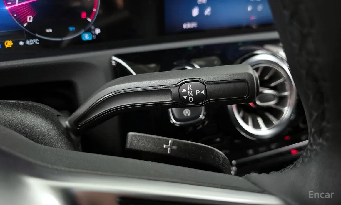 Фото 9 - Mercedes-Benz A-Class