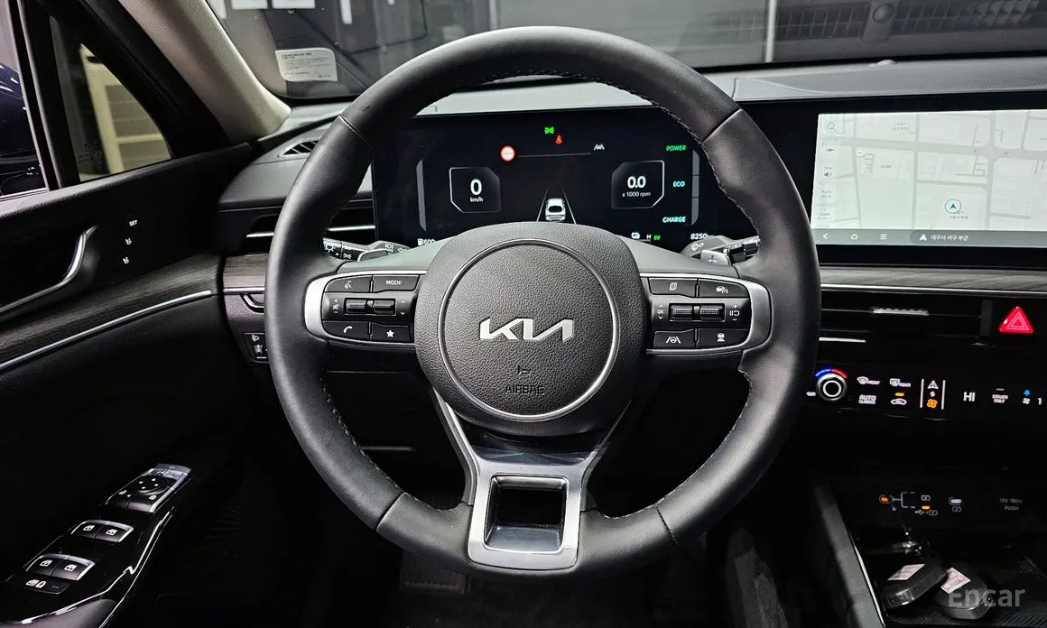 Фото 13 - Kia K5