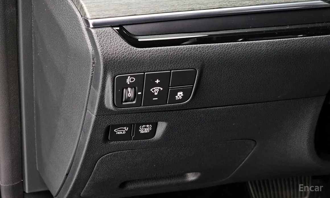 Фото 14 - Kia K5