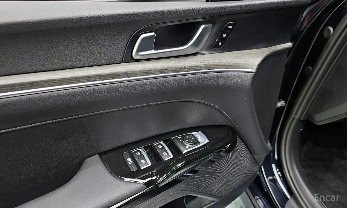 Фото 17 - Kia K5