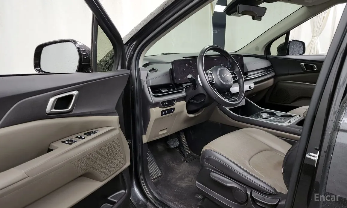 Фото 10 - Kia Carnival