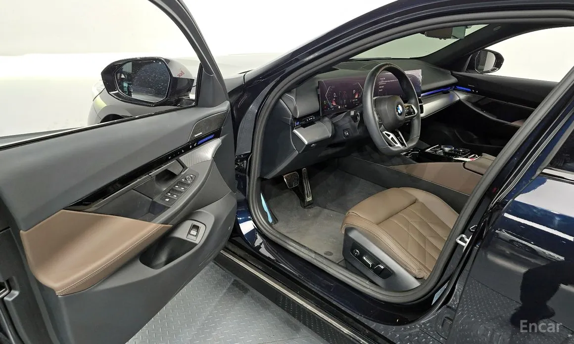 Фото 10 - BMW 5 Series