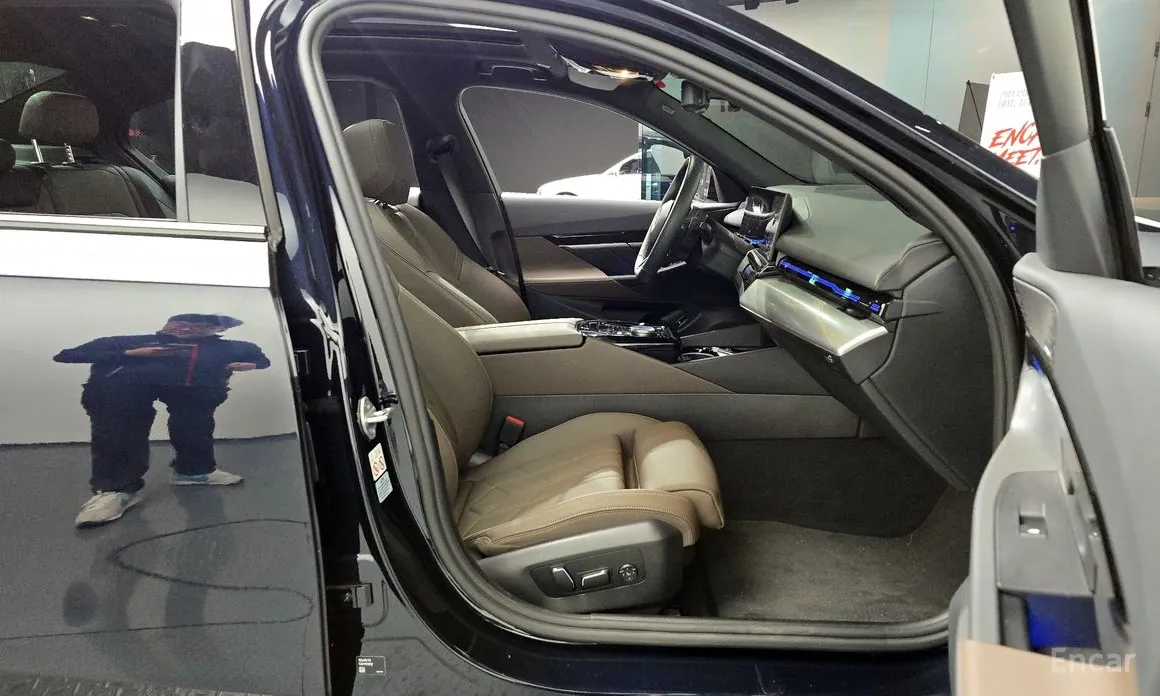 Фото 11 - BMW 5 Series