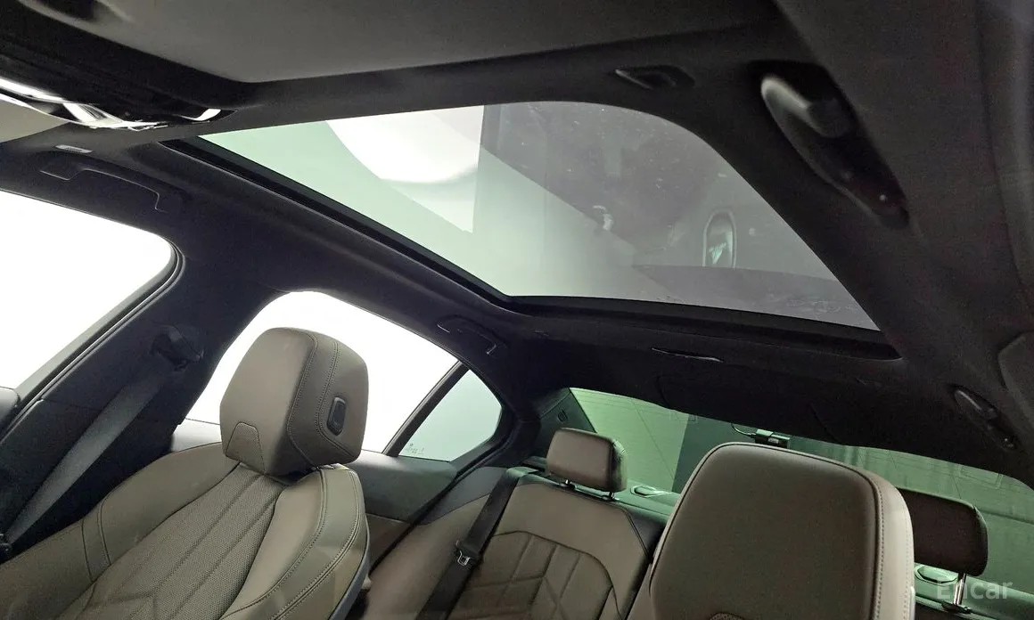 Фото 19 - BMW 5 Series