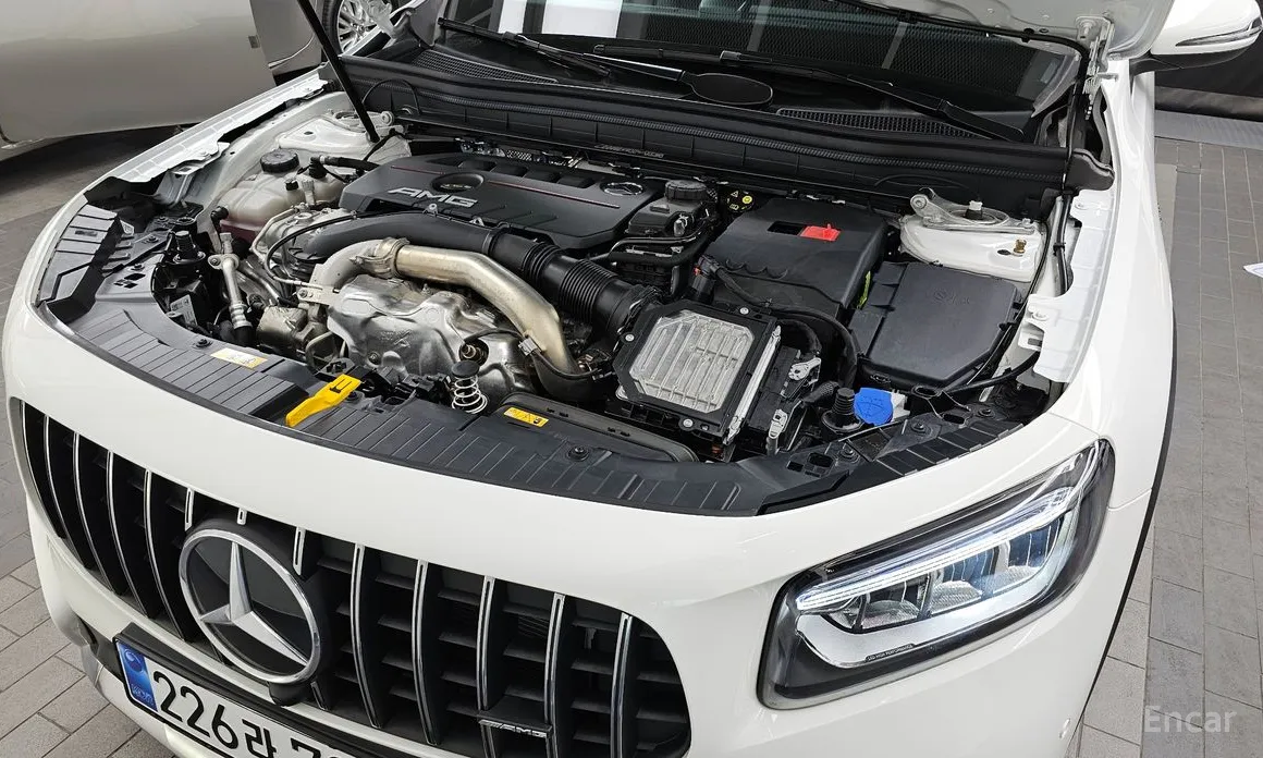 Фото 6 - Mercedes-Benz GLB-Class