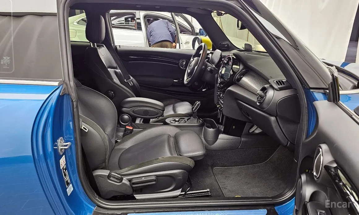 Фото 11 - Mini Cooper