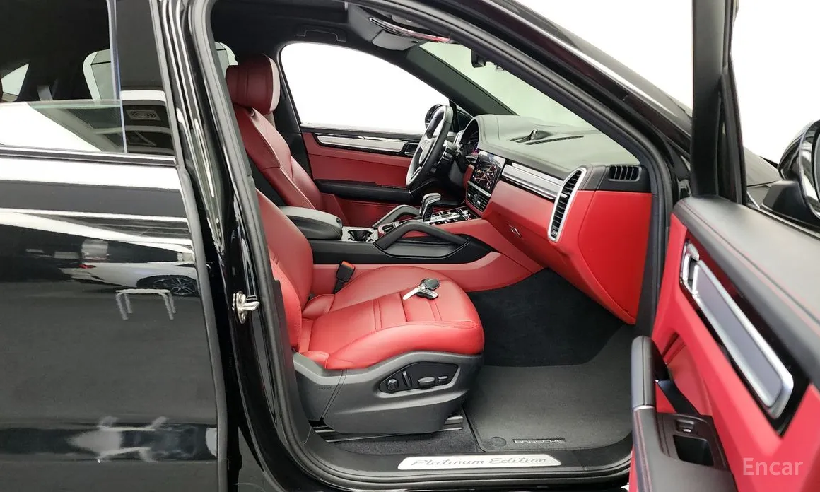 Фото 11 - Porsche Cayenne