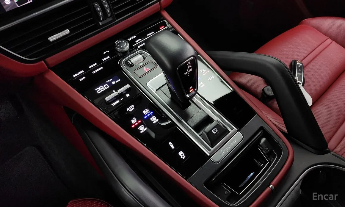 Фото 9 - Porsche Cayenne