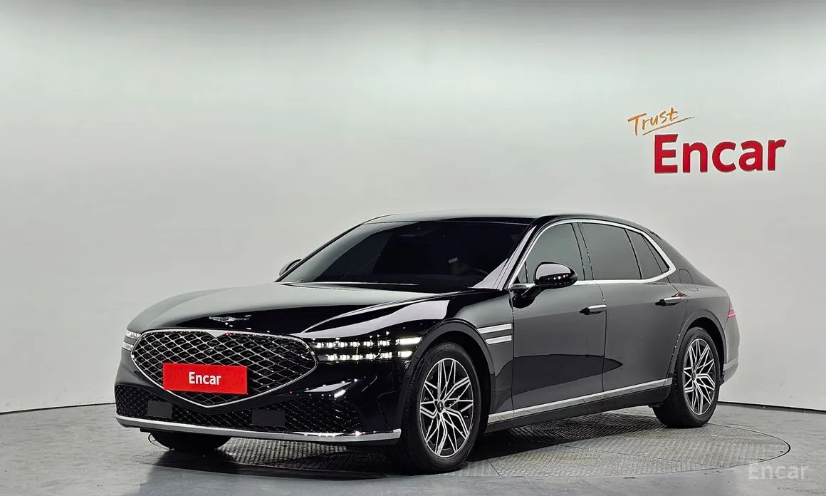 Фото 1 - Genesis G90