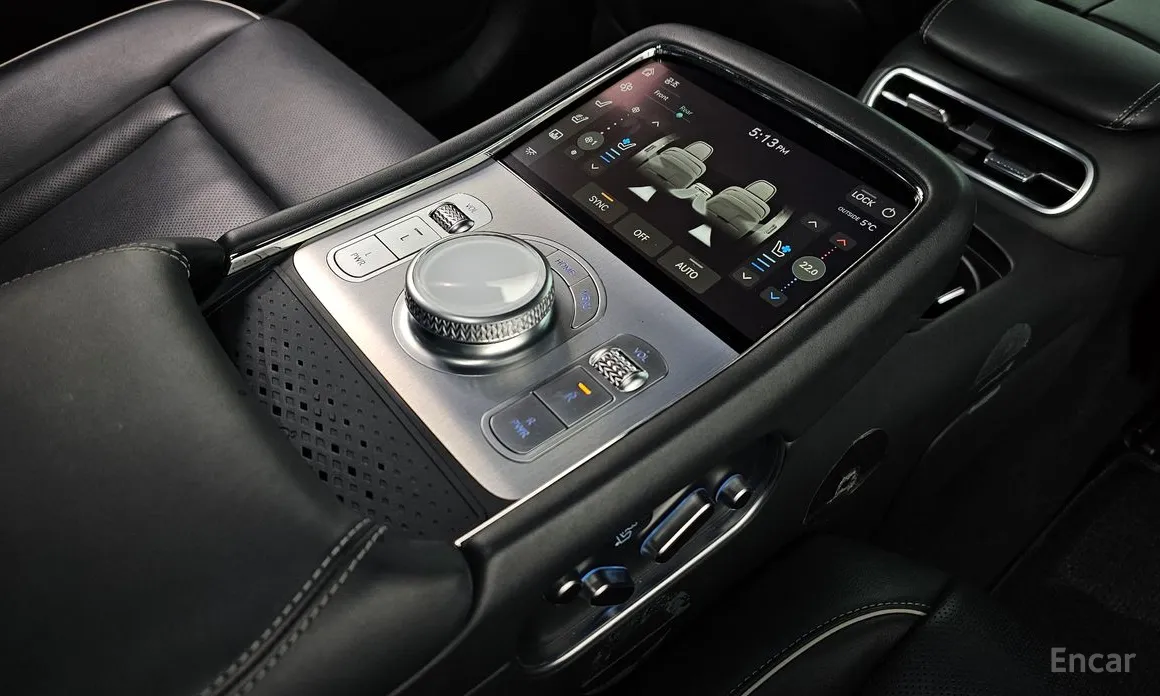 Фото 19 - Genesis G90